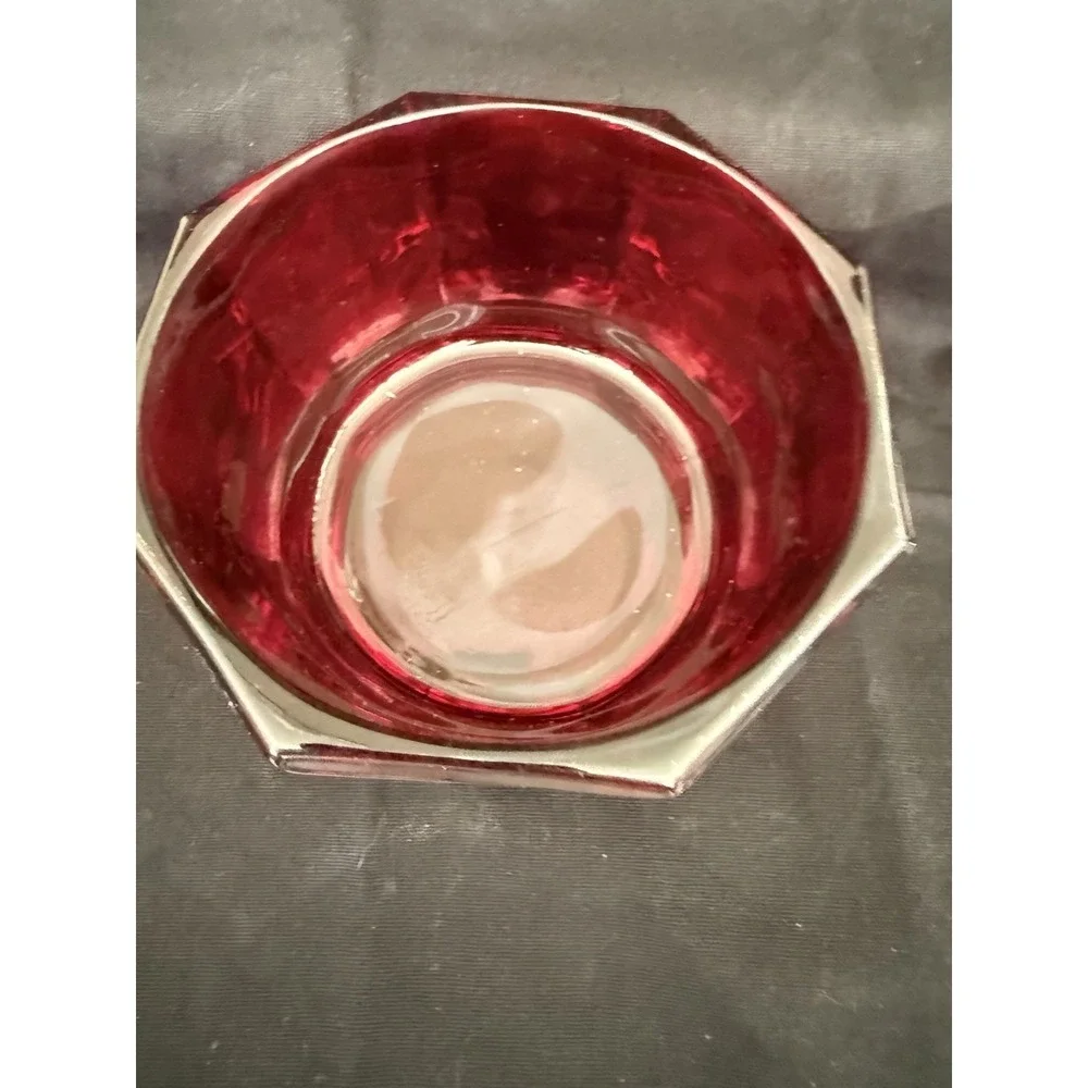 Unmarked red glass